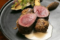 （鹿）国産鹿のポワレ