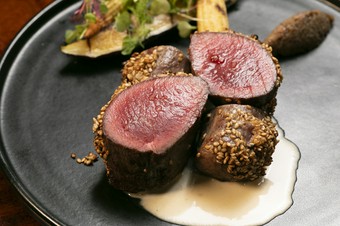 （鹿）国産鹿のポワレ