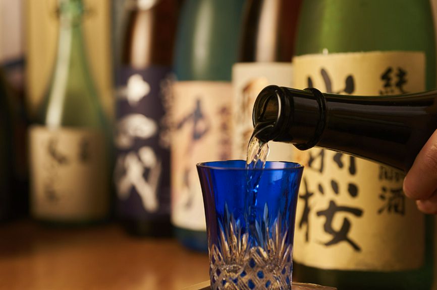 食事と合わせて飲みたくなる、全国の地酒