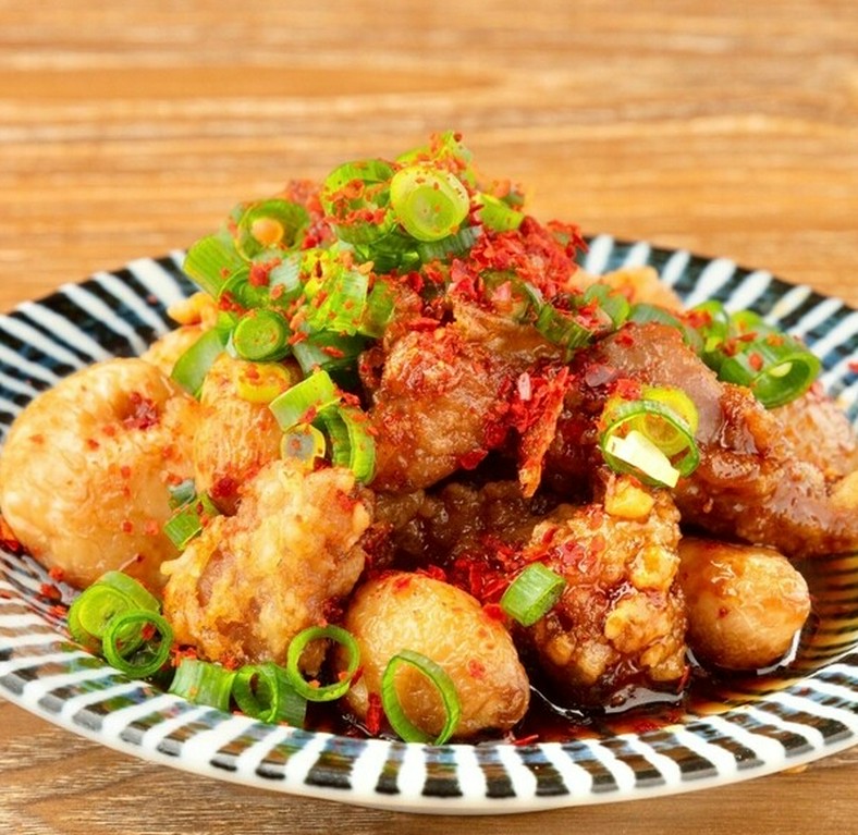 ニンニクのパンチが効いて最高のおつまみです。