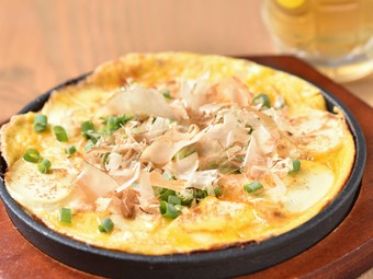 ふんわりとした食感と、優しい味わいが魅力の『豆腐ステーキ』