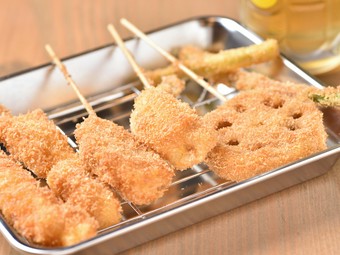 串打ちから手づくりにこだわった『串揚げ各種』