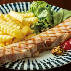  自家製ベーコンステーキ