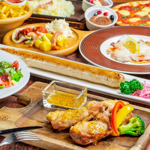 90分飲み放題825円〜、お料理コースが2,189円〜