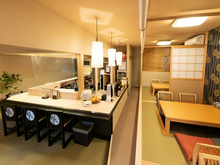 靴を脱いでリラックス。ホッとくつろげる癒やしの空間