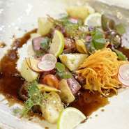 ＜揚げ♪＞
揚げ出汁もち:￥600
揚げ出汁うつぼ:￥950
うつぼ唐揚げ:￥900
じゃこ天:￥500
にんにく天:￥500
やげん軟骨唐揚げ：￥700
豚軟骨唐揚げ：￥700