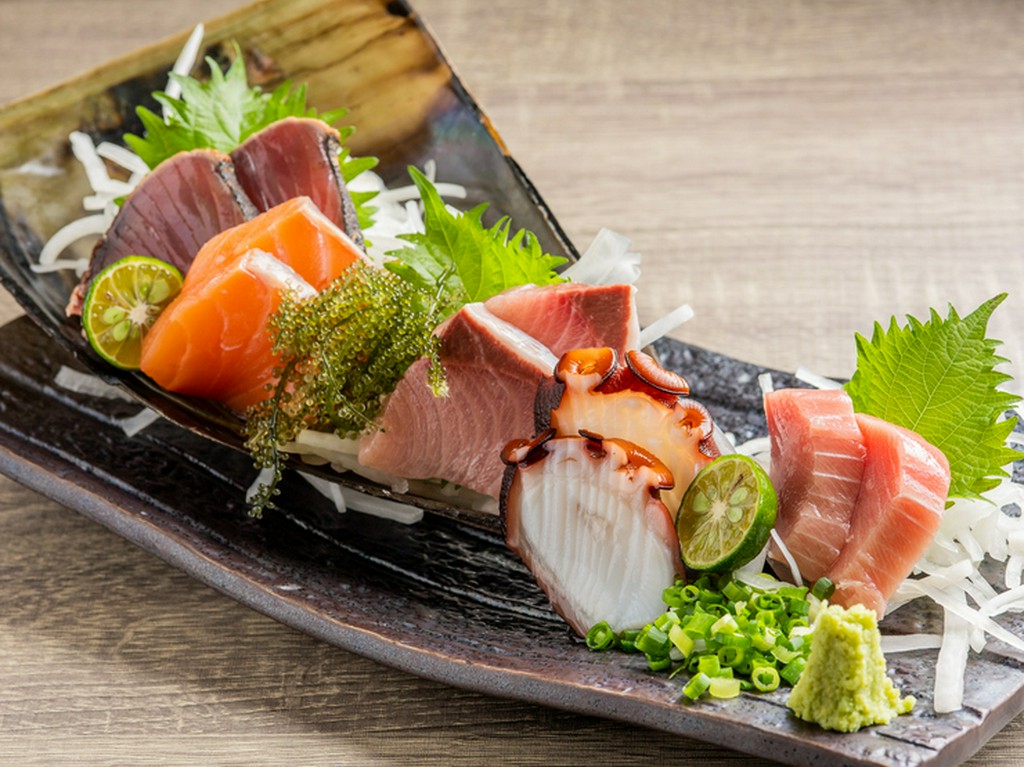 新鮮なものを、新鮮な状態でそのまま提供『本日のお刺身盛り合わせ（2人前）』