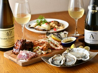 牡蠣に鮪、魚介を活かしたメニューはいずれも絶品