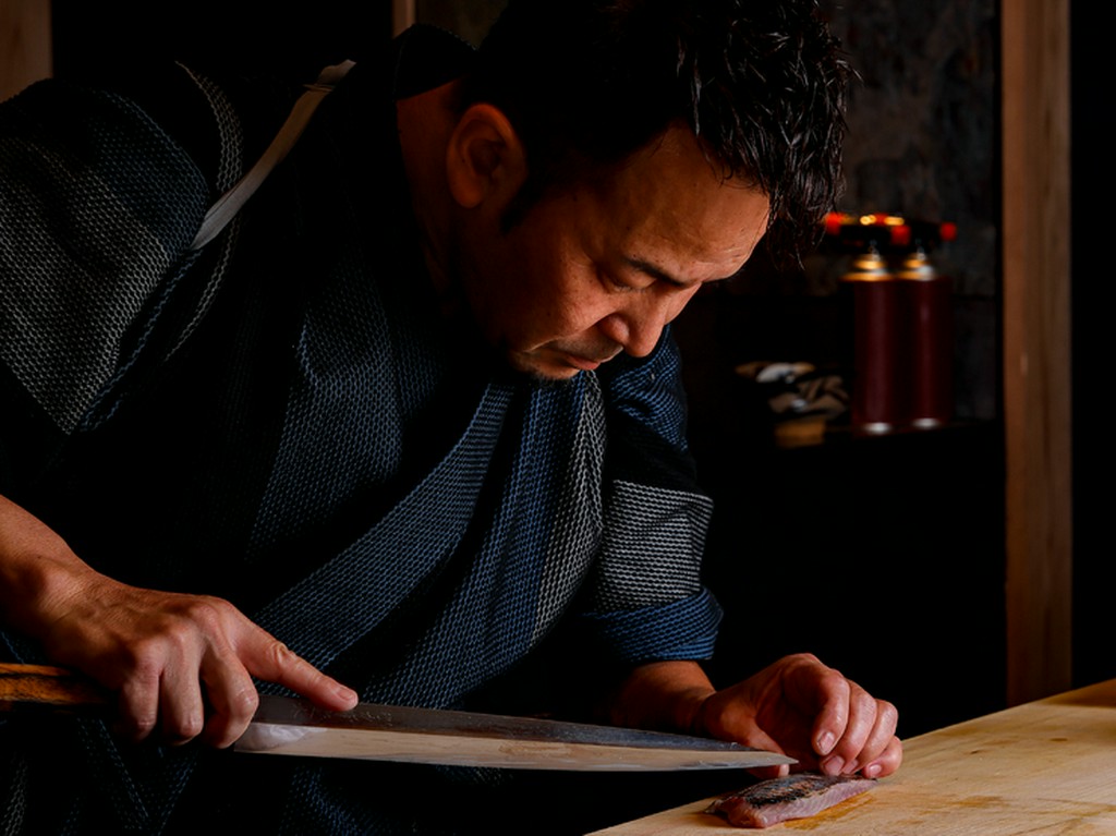 ゲストと料理人がより近くで向き合い、食の喜びを分かち合う