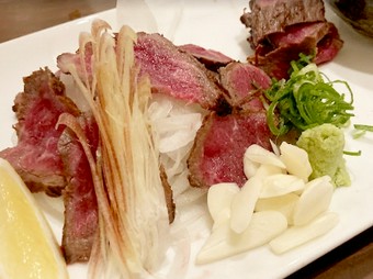 和牛肉のタタキ