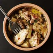 Chili bean sauce chicken ajillo