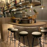 女子会やデートにもぴったり♪おしゃれすぎる
カウンター席が大人気です!!!