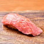 黒毛和牛いちぼにんにく 198円(税込)