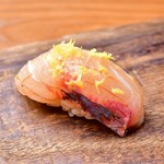 冬季はブリに変更になります。

