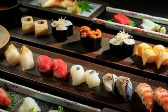 ＜鮨＞おまかせ握り