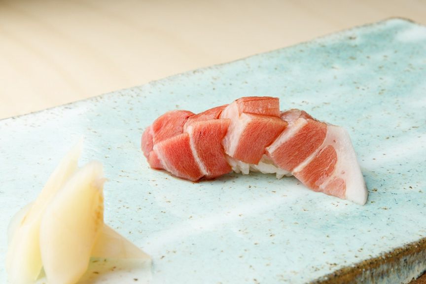 本まぐろ 大トロ握り