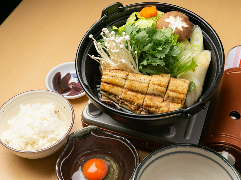 西本願寺前で新たな京名物を。一人から気軽に贅沢を味わえる一軒