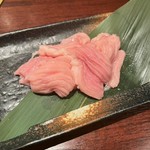 トロリとコリコリした食感