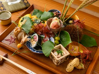 まさにこの店のスペシャリテ。細やかな技とセンスが光る『八寸』