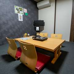 周囲に気兼ねなく食事を楽しめる座敷