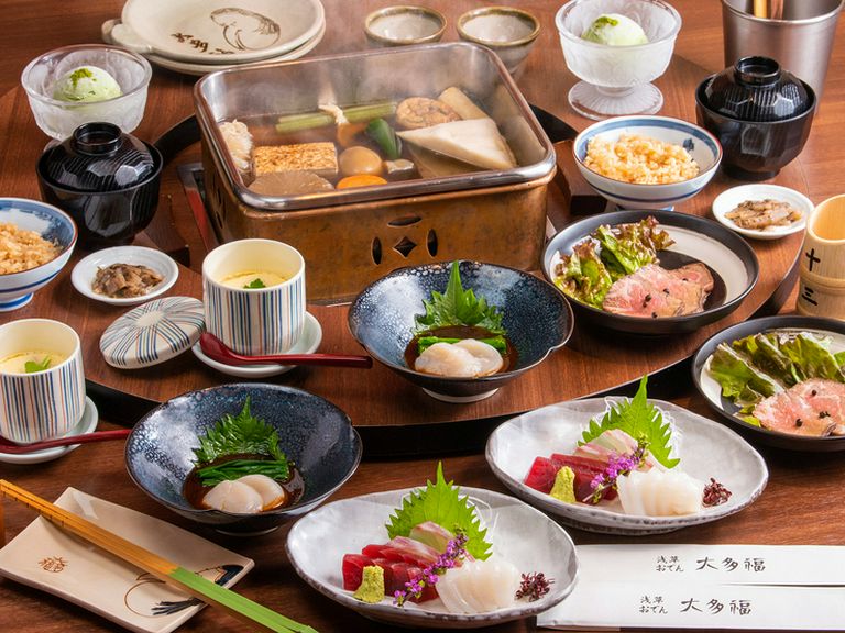 おでんに刺身に限定酒。季節を問わず楽しめるおでんのお店