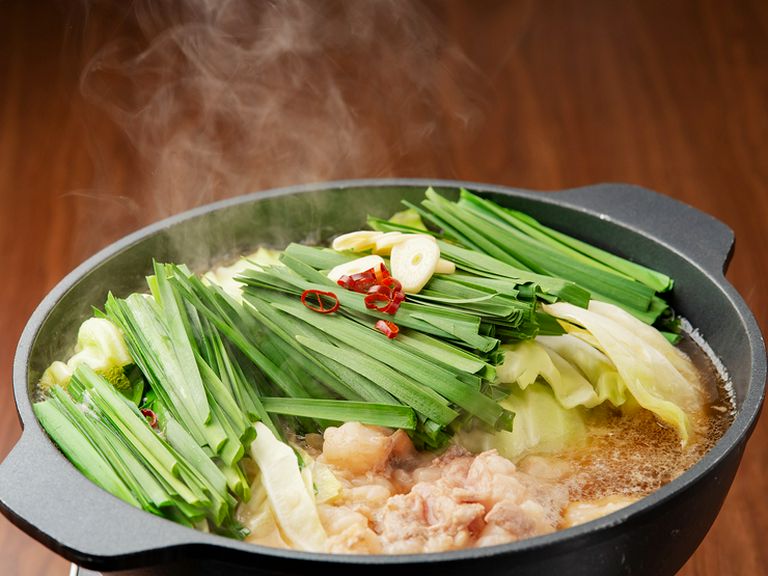 博多もつ鍋(九州醤油/京風白味噌)※2人前からご注文頂けます。