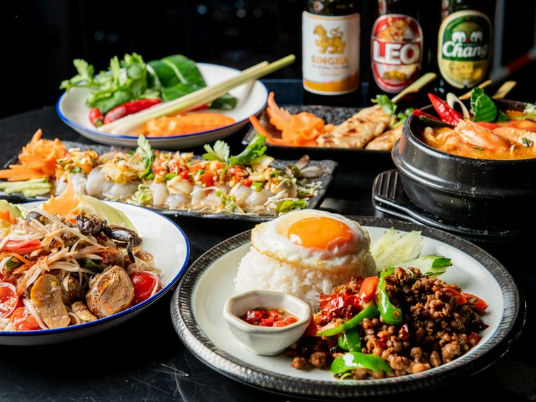 本場の味を再現するため、80％以上の食材はタイからの直送品