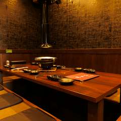 足元を気にしなくていいので、まったりとくつろげる掘りごたつ