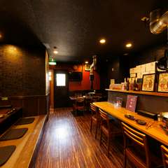 老若男女問わず人気の焼肉で、家族そろって楽しいひとときを