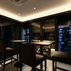 ラグジュアリーな空間で、大人のひと時を満喫できる店