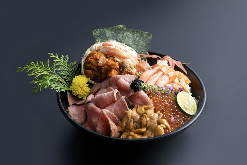【昼限定】金の特撰　蟹肉（かにく）丼