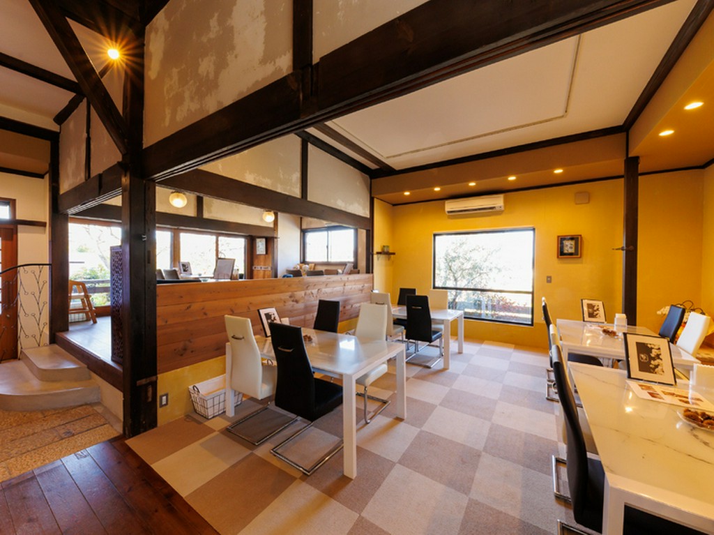 入口から座席まで散りばめられた細やかな心配り