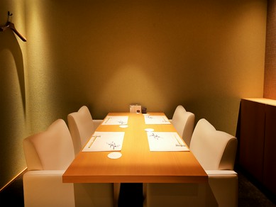 完全個室では接待のご利用に最適