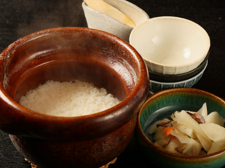 ふっくら、つやつや『窯炊きご飯（漬物付き）』