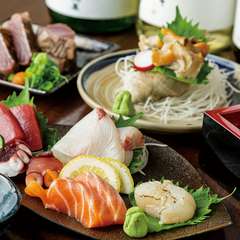 毎朝中央市場から直送の新鮮な海鮮を楽しめます。