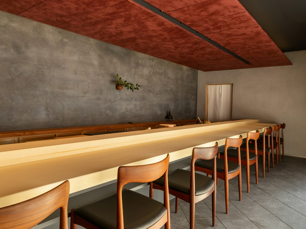 落ち着いた空間で味わう上質な魚介類はおもてなしにもオススメ