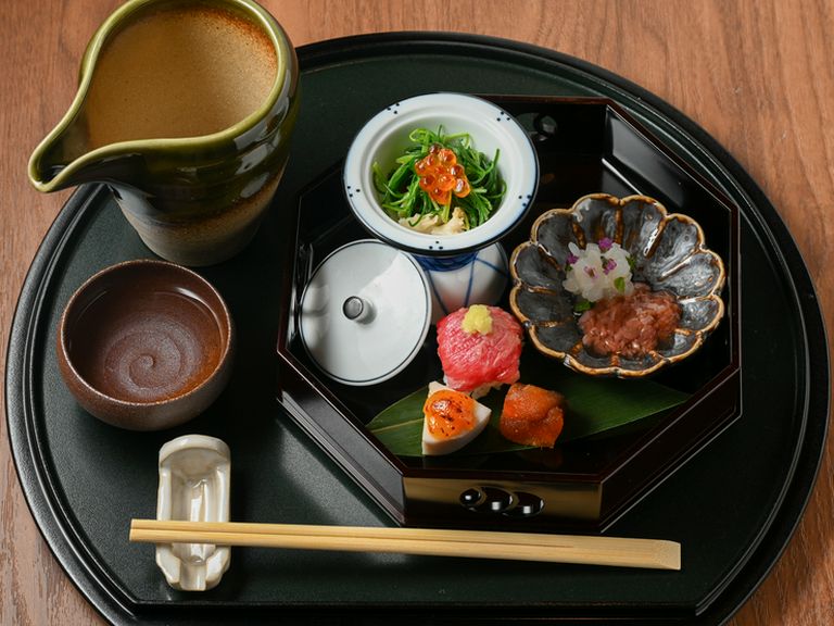 厳しく目利きした、四季折々の恵みを活かして