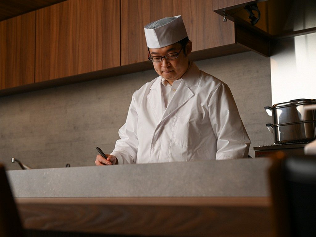 おいしい料理と温かなもてなしで、非日常時間を演出