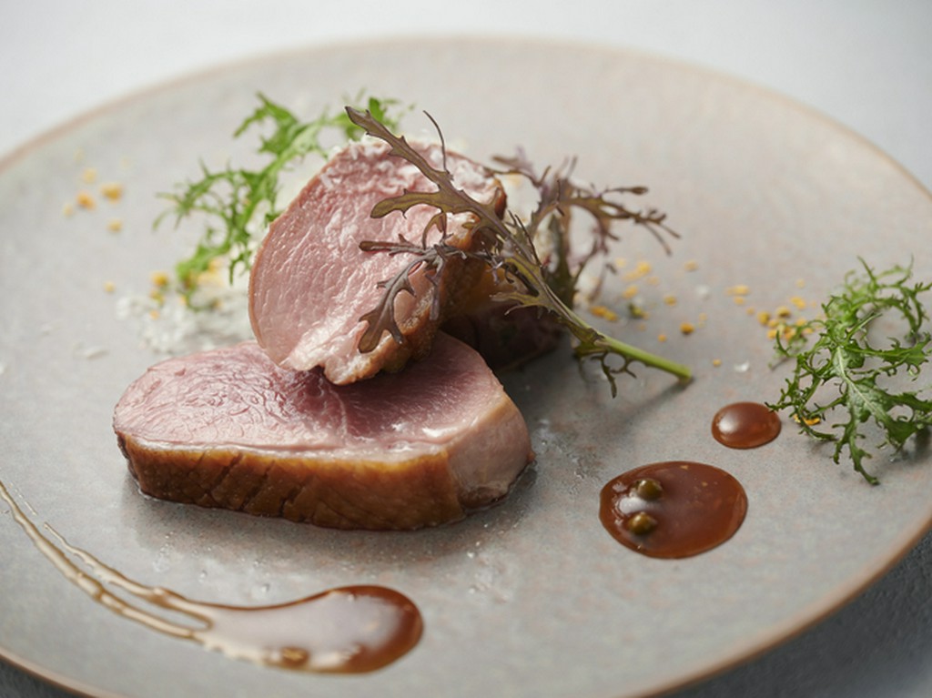 京鴨の炭火ロティ