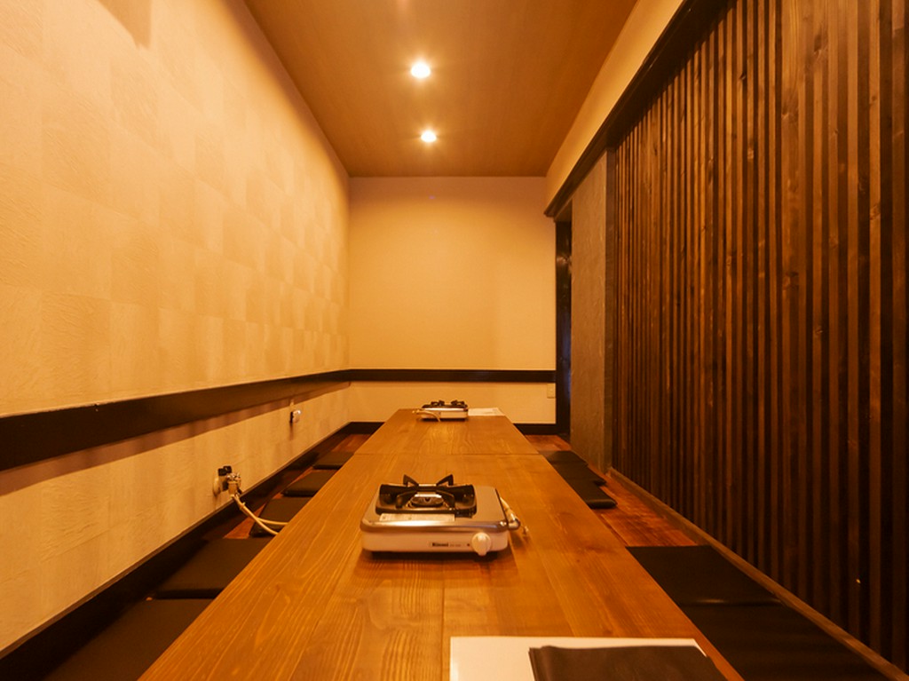 靴を脱いでリラックスできる座敷席はお子さま連れにも好評