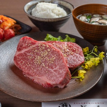 【サイドメニュー食べ放題】乾杯ドリンク付！シャトーブリアン&ヒレ肉各100g食べ比べコース 全8品 14,630円