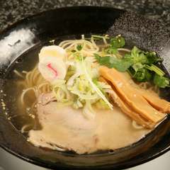 これぞ函館塩ラーメン伝統の味『椿塩ラーメン』
