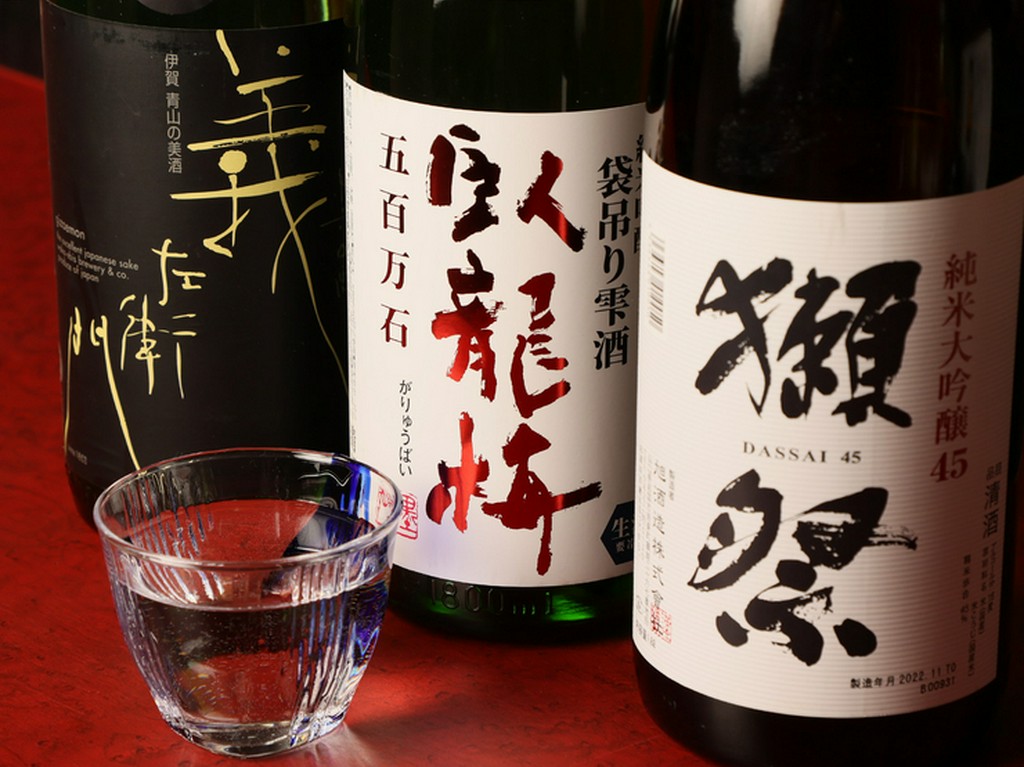 宴会に欠かせない飲み放題付きコースが充実のラインナップ