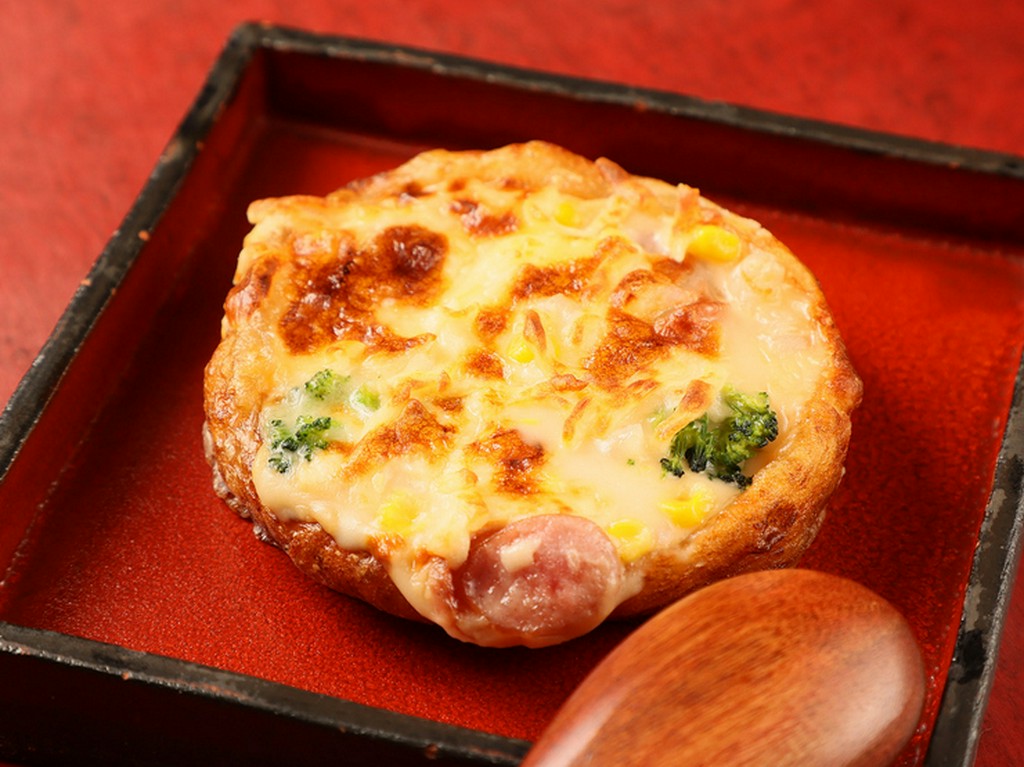 ホワイトソースと芋もちがベストマッチ『芋もちグラタン』