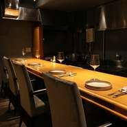 好奇心を満たしてくれるカウンター