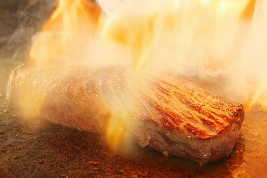 [要予約でご提供♪]土佐あかうしヒレ肉 ステーキ