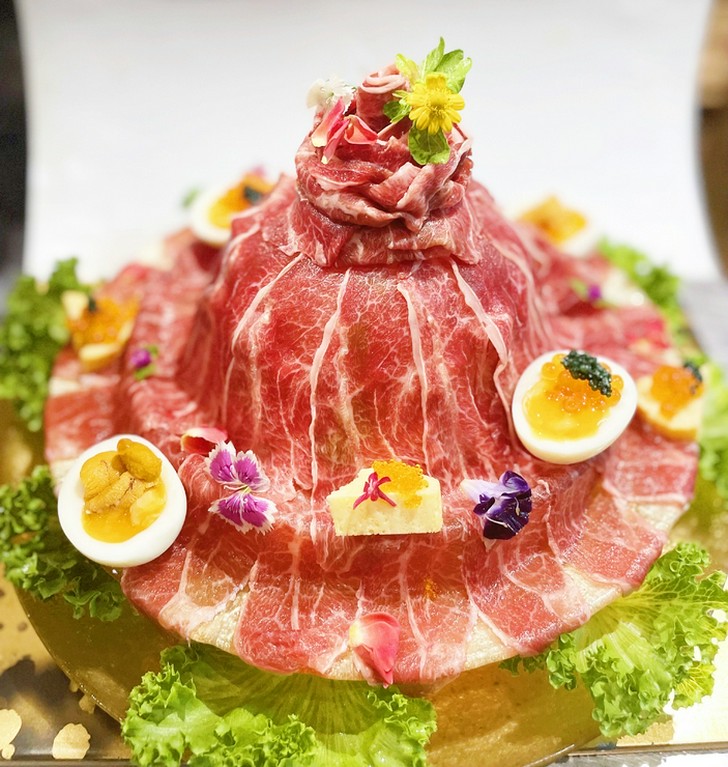 [要予約!!]えくぼの肉ケーキ（1.5人前～2人前のお値段です）