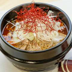 麺にも丁寧に引いたスープにもこだわった『ラーメン各種』