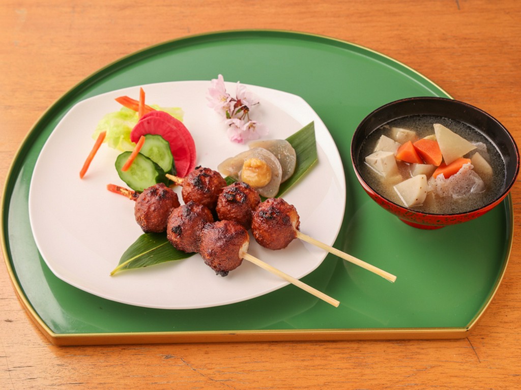 お店のこだわりを一度に楽しめる『五平餅定食』