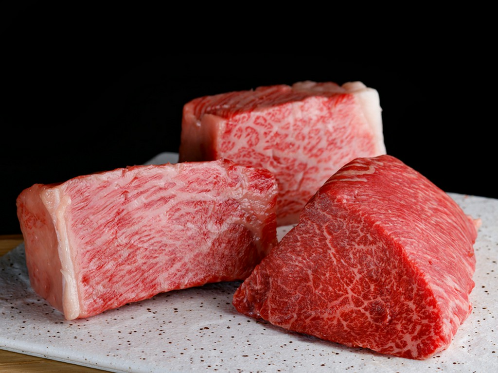 珠玉のコースを彩るのは「松阪牛」をはじめとした厳選素材